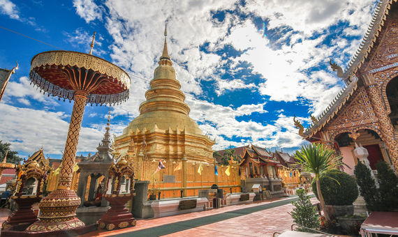 哈利奔猜寺 Wat Phra That Hariphunchai